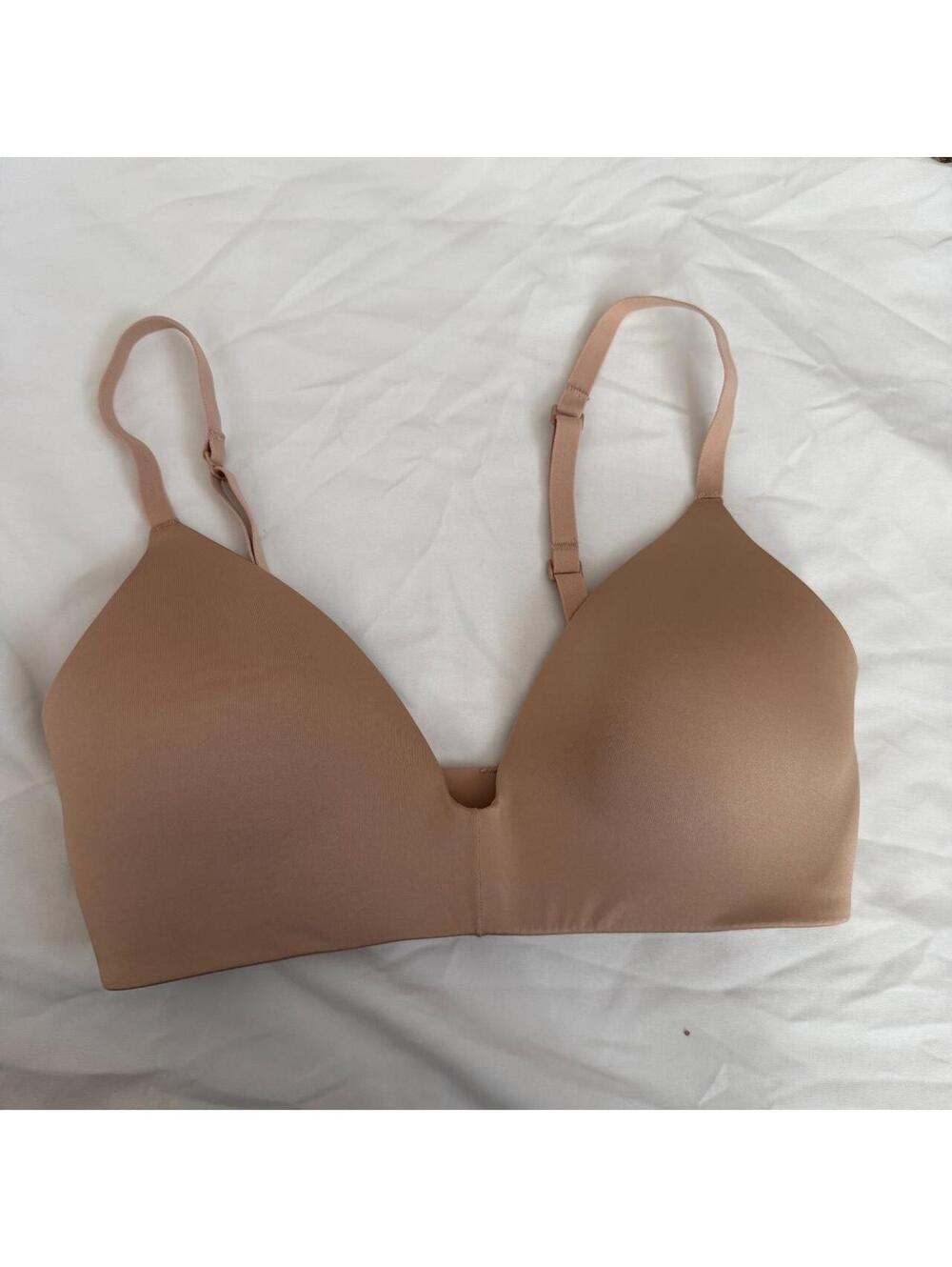 Skims bra size 32B